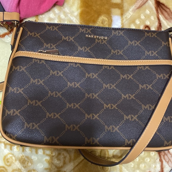 Crossbody bag - Picture 3 of 6